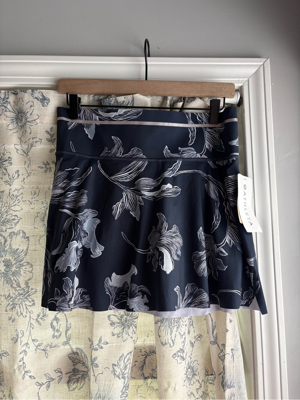Athleta Floral Sonic Tennis Golf Skort Skirt Navy Blue